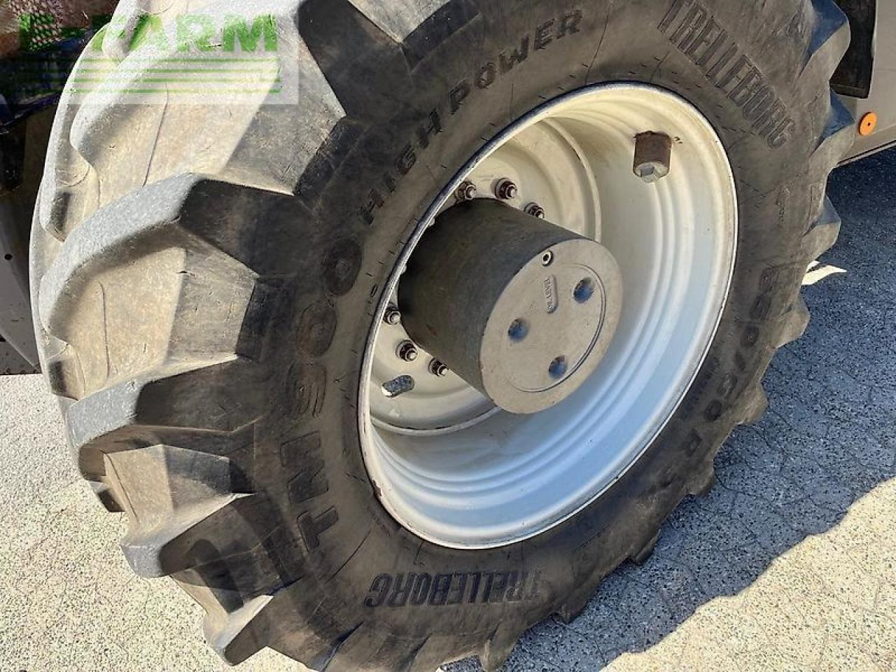 Valtra s394 - Traktor: das Bild 4 Valtra s394 - Traktor: das Bild 4
