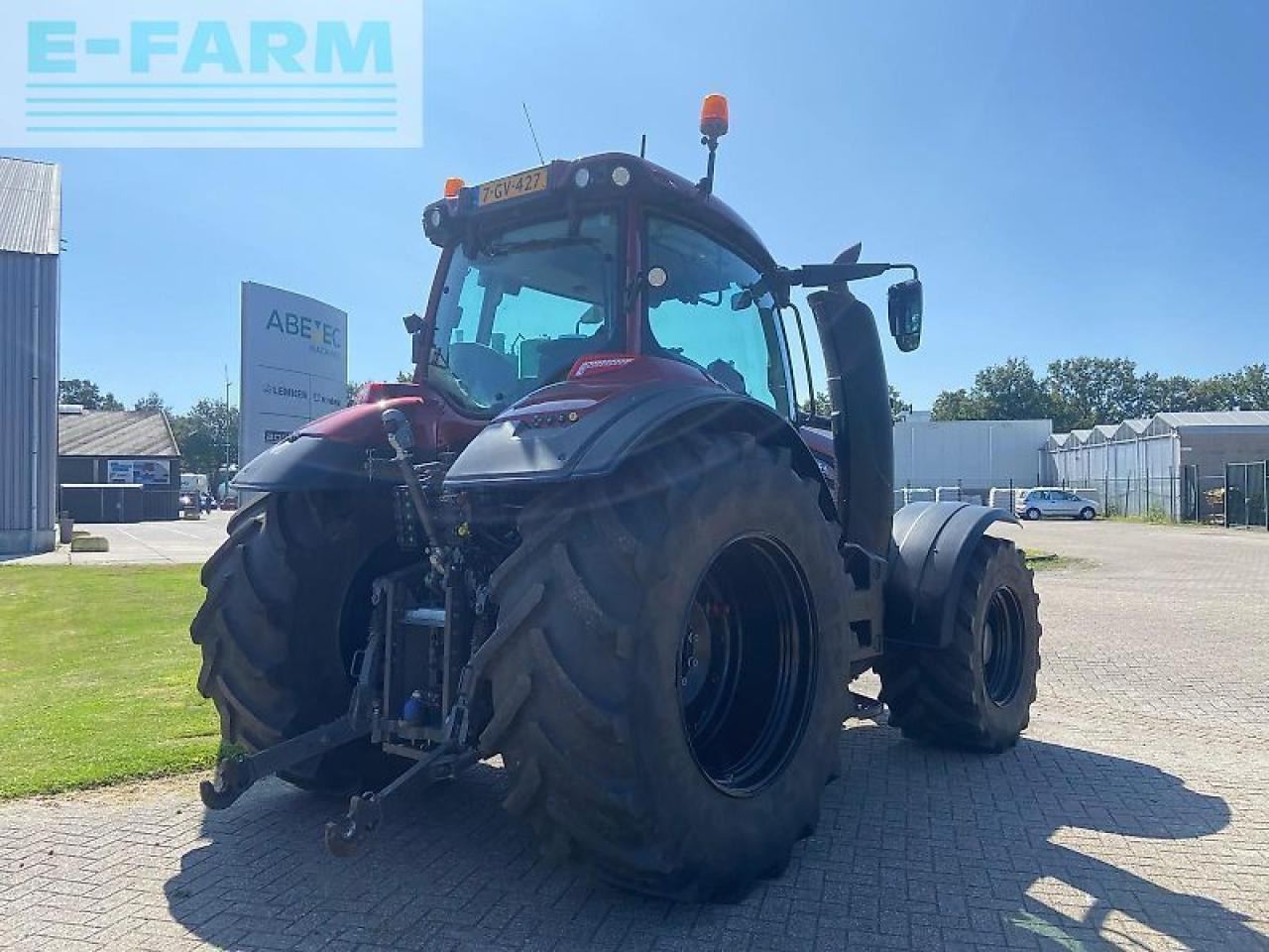 Valtra t 254 - Traktor: das Bild 4 Valtra t 254 - Traktor: das Bild 4