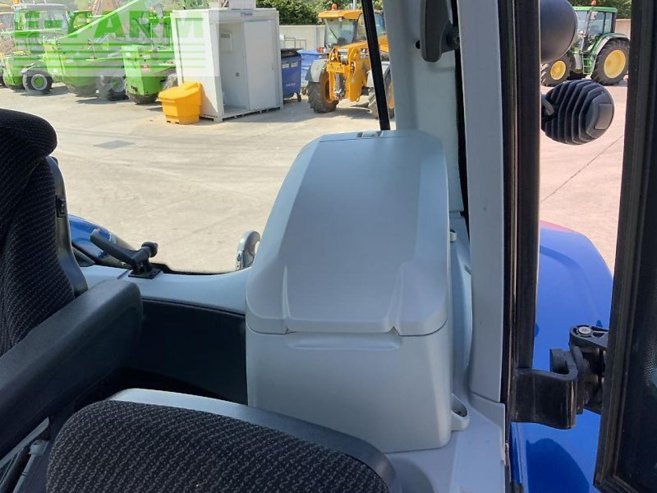 Traktor Valtra t215 direct tractor (st23688) Direct: das Bild 18
