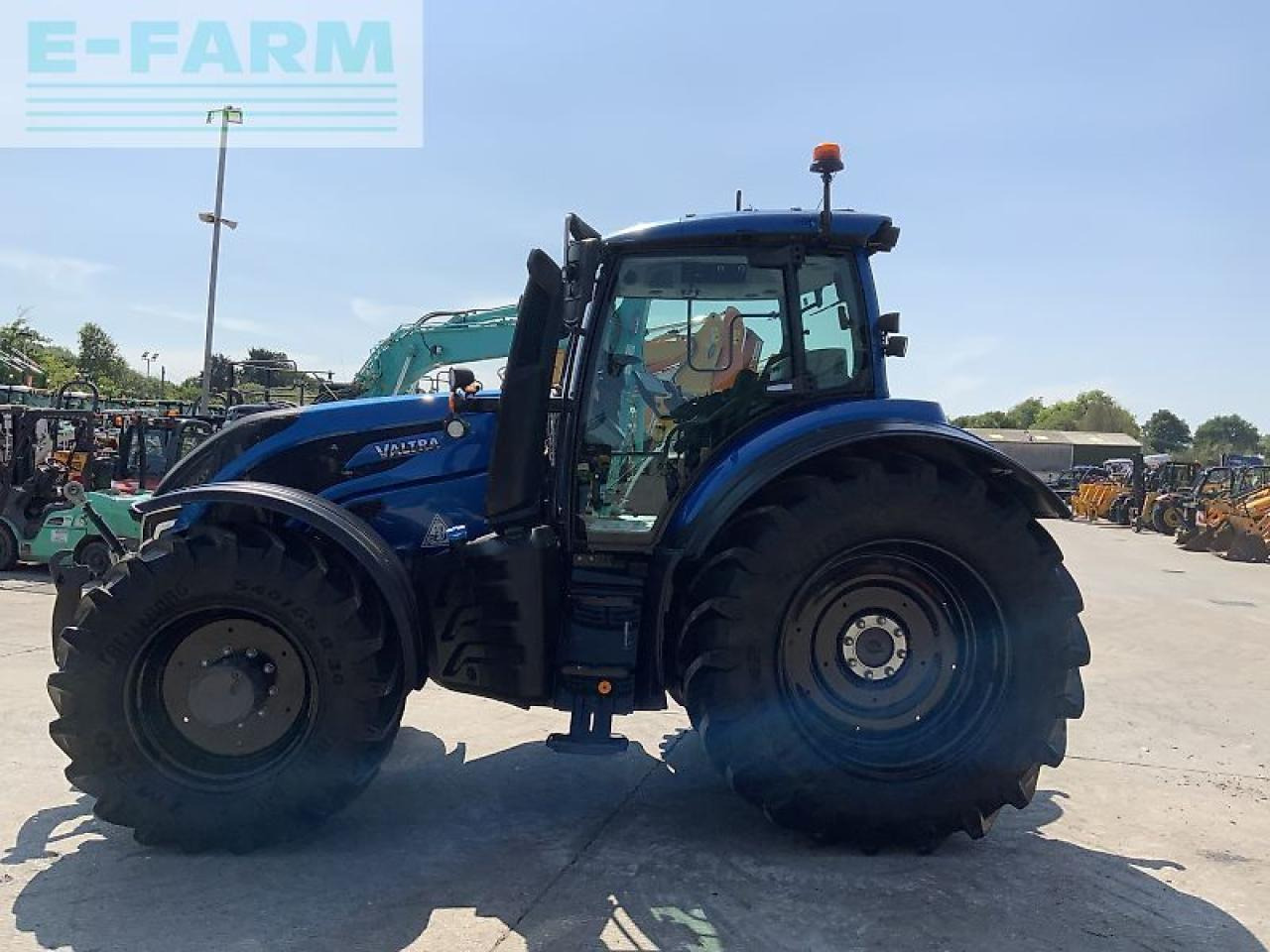 Traktor Valtra t215 direct tractor (st23688) Direct: das Bild 6