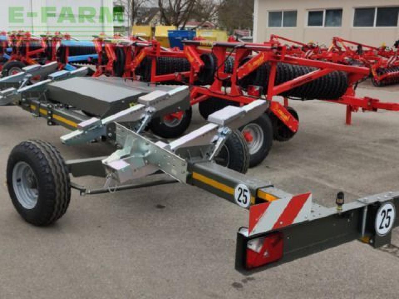 Ziegler transportwagen 4wt zu claas convio - Ernteforsatz für Häcksler: das Bild 4 Ziegler transportwagen 4wt zu claas convio - Ernteforsatz für Häcksler: das Bild 4