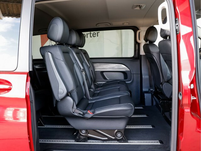MERCEDES-BENZ EQV 300 Extralang,Avantgarde,7Sitze,2Schiebetür - Kleinbus, Elektrobus: das Bild 2 MERCEDES-BENZ EQV 300 Extralang,Avantgarde,7Sitze,2Schiebetür - Kleinbus, Elektrobus: das Bild 2