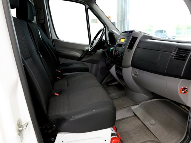 Pritsche Transporter, Transporter mit Doppelkabine MERCEDES-BENZ Sprinter 214 CDI DOKA Pritsche,Klima,EURO6: das Bild 15