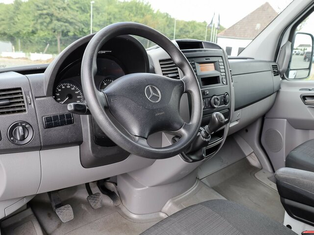 MERCEDES-BENZ Sprinter 316CDI DOKA,Allrad,Klima - Planen Transporter, Transporter mit Doppelkabine: das Bild 4 MERCEDES-BENZ Sprinter 316CDI DOKA,Allrad,Klima - Planen Transporter, Transporter mit Doppelkabine: das Bild 4
