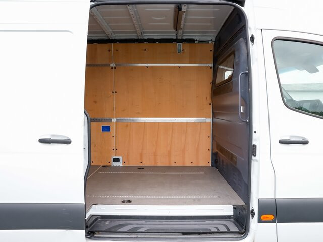 MERCEDES-BENZ Sprinter 317 Maxi,MBUX,Kamera,Tempomat - Kastenwagen: das Bild 2 MERCEDES-BENZ Sprinter 317 Maxi,MBUX,Kamera,Tempomat - Kastenwagen: das Bild 2