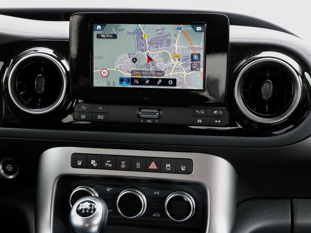 MERCEDES-BENZ T 180 Progressive,AHK,LED,Navi,Kamera,Tempomat... - Personentransporter: das Bild 4 MERCEDES-BENZ T 180 Progressive,AHK,LED,Navi,Kamera,Tempomat... - Personentransporter: das Bild 4