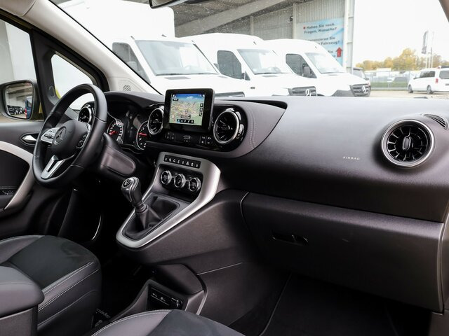 MERCEDES-BENZ T 180 Progressive,AMF Rollstuhlrampe,LED,Navi... - Personentransporter: das Bild 5 MERCEDES-BENZ T 180 Progressive,AMF Rollstuhlrampe,LED,Navi... - Personentransporter: das Bild 5