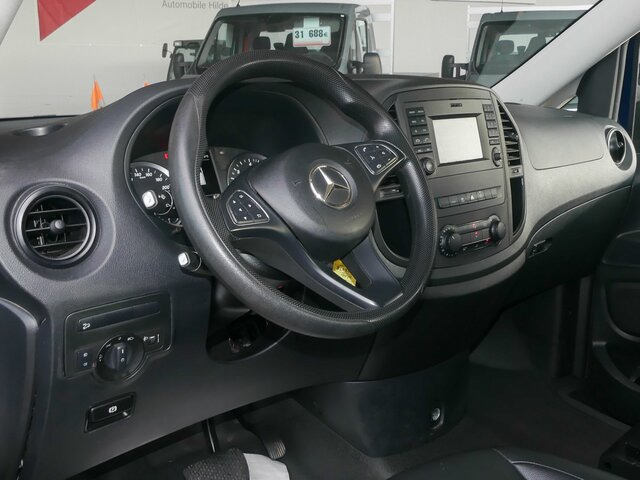 MERCEDES-BENZ Vito 114 TourerPro,Allrad,Automatik,8Sitzer... - Personentransporter: das Bild 3 MERCEDES-BENZ Vito 114 TourerPro,Allrad,Automatik,8Sitzer... - Personentransporter: das Bild 3