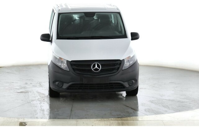 Personentransporter MERCEDES-BENZ Vito 114 TourerPro,lang,Automatik,8Sitze,Kamera...: das Bild 9 Personentransporter MERCEDES-BENZ Vito 114 TourerPro,lang,Automatik,8Sitze,Kamera...: das Bild 9