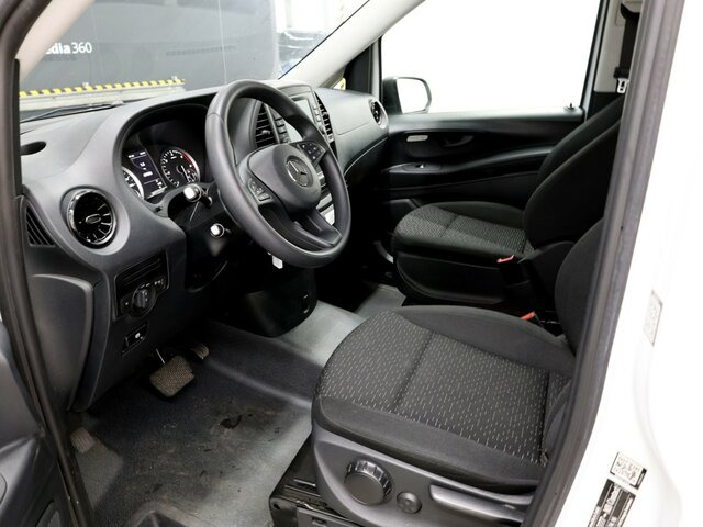 MERCEDES-BENZ Vito 114 TourerPro,lang,Automatik,8Sitze,Kamera... - Kleinbus, Personentransporter: das Bild 2 MERCEDES-BENZ Vito 114 TourerPro,lang,Automatik,8Sitze,Kamera... - Kleinbus, Personentransporter: das Bild 2