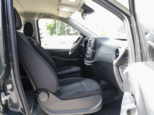 MERCEDES-BENZ Vito 114 TourerPro,lang,Automatik,8Sitze,Kamera - Kleinbus, Personentransporter: das Bild 2 MERCEDES-BENZ Vito 114 TourerPro,lang,Automatik,8Sitze,Kamera - Kleinbus, Personentransporter: das Bild 2