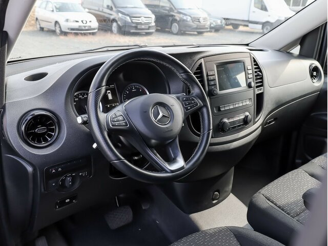 MERCEDES-BENZ Vito 116CDI lang,TourerPro,2xKlima,9Sitze,Kamera - Personentransporter: das Bild 5 MERCEDES-BENZ Vito 116CDI lang,TourerPro,2xKlima,9Sitze,Kamera - Personentransporter: das Bild 5