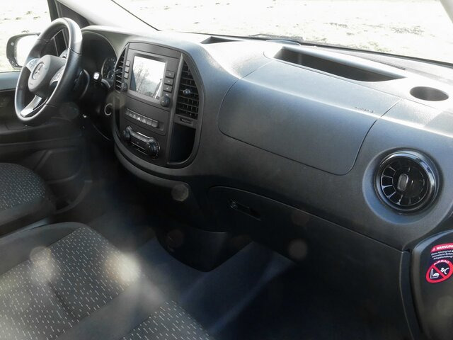 MERCEDES-BENZ Vito 116TourerPro ,Extralang,2xKlima,Kamera,AHK - Kleinbus, Personentransporter: das Bild 3 MERCEDES-BENZ Vito 116TourerPro ,Extralang,2xKlima,Kamera,AHK - Kleinbus, Personentransporter: das Bild 3