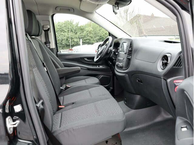 MERCEDES-BENZ Vito 116TourerPro ,Extralang,2xKlima,Kamera,AHK - Kleinbus, Personentransporter: das Bild 2 MERCEDES-BENZ Vito 116TourerPro ,Extralang,2xKlima,Kamera,AHK - Kleinbus, Personentransporter: das Bild 2