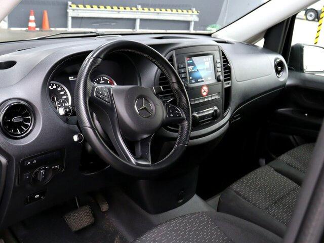 MERCEDES-BENZ Vito 116TourerPro ,Extralang,2xKlima,Kamera,AHK - Kleinbus, Personentransporter: das Bild 2 MERCEDES-BENZ Vito 116TourerPro ,Extralang,2xKlima,Kamera,AHK - Kleinbus, Personentransporter: das Bild 2