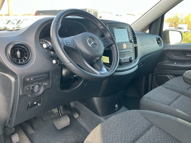 MERCEDES-BENZ Vito 116TourerPro ,Extralang,2xKlima,Kamera,AHK - Kleinbus, Personentransporter: das Bild 4 MERCEDES-BENZ Vito 116TourerPro ,Extralang,2xKlima,Kamera,AHK - Kleinbus, Personentransporter: das Bild 4