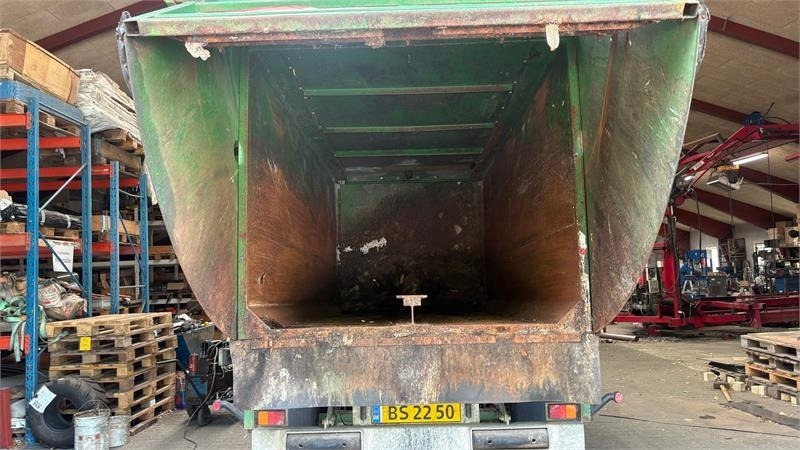 Landmaschine Pomi Renovo 10m3 Pomi: das Bild 8