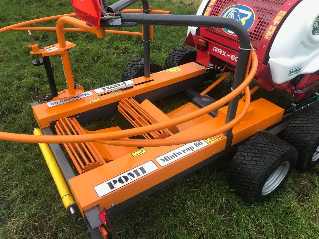 Pomi Mini wrap 60 - Rundballenpresse: das Bild 3 Pomi Mini wrap 60 - Rundballenpresse: das Bild 3