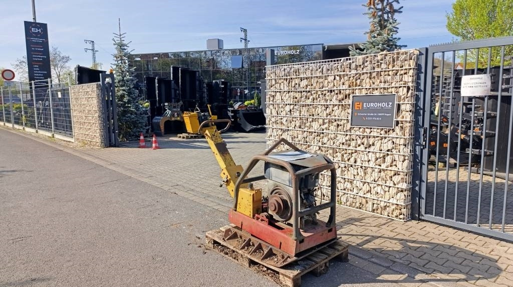 Dynapac LG 500 Rüttelplatte Motor defekt, Ersatzteilquelle - Rüttelplatte: das Bild 2 Dynapac LG 500 Rüttelplatte Motor defekt, Ersatzteilquelle - Rüttelplatte: das Bild 2