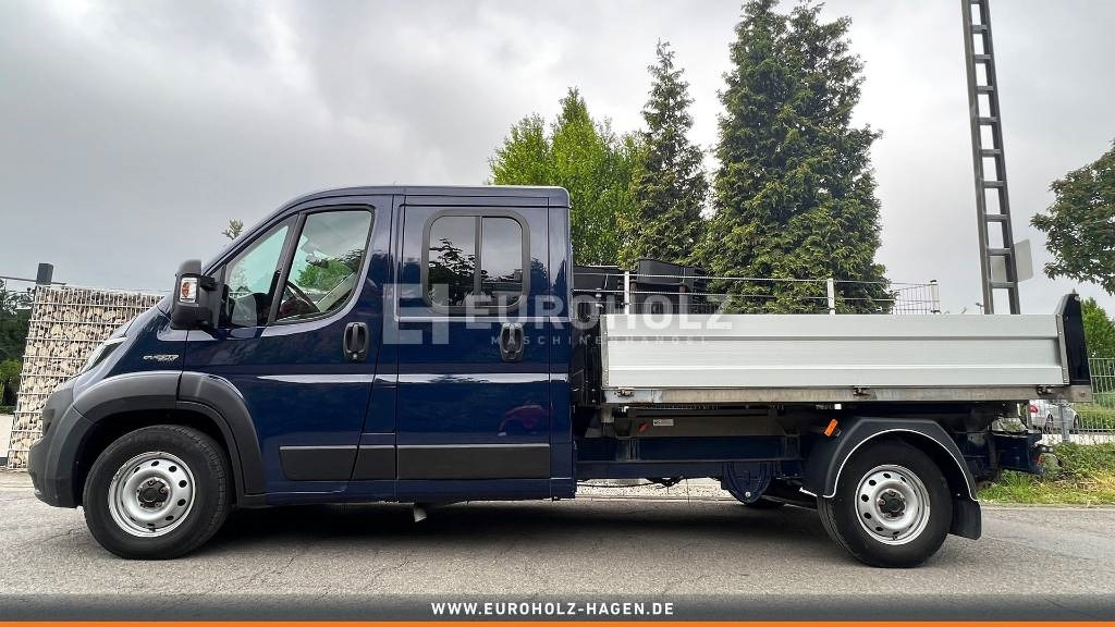 Fiat Ducato 2.3 Maxi Kipper 7-Sitzer Doka AHK - Kipper Transporter, Transporter mit Doppelkabine: das Bild 2 Fiat Ducato 2.3 Maxi Kipper 7-Sitzer Doka AHK - Kipper Transporter, Transporter mit Doppelkabine: das Bild 2