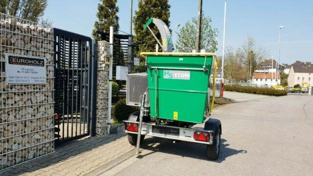 Holzhäcksler HS 170M nur 323 Bh - Holzschredder: das Bild 3 Holzhäcksler HS 170M nur 323 Bh - Holzschredder: das Bild 3