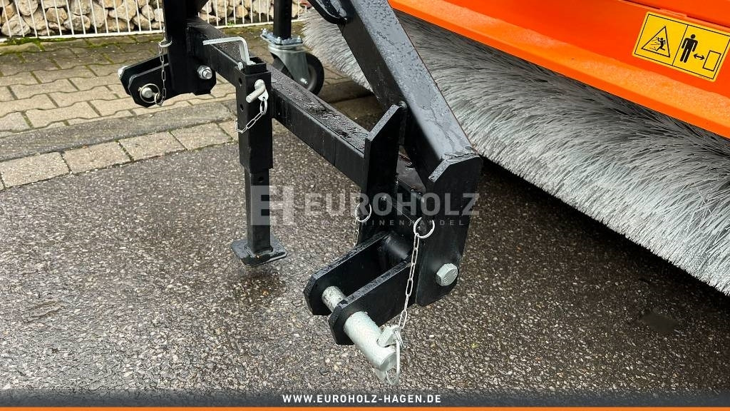Kehrbesen neu kaufen Kehrmaschine ZM2000 Seitenbesen 3-Punkt-Aufnahme: das Bild 6