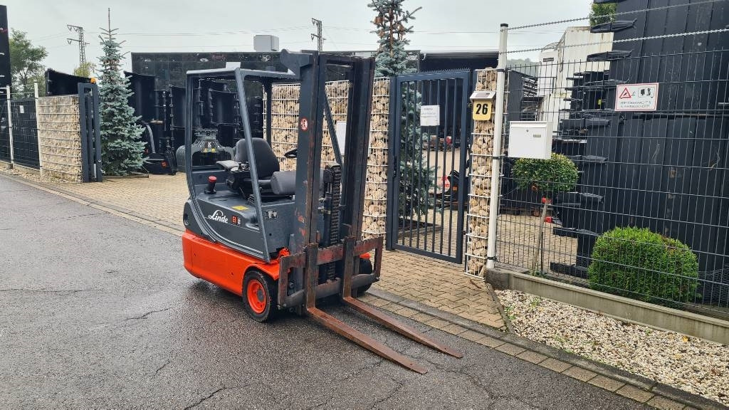 Linde E 14-02, Tripplex bis 4,5 m, Hubkraft 1.400 kg - Elektrostapler: das Bild 5 Linde E 14-02, Tripplex bis 4,5 m, Hubkraft 1.400 kg - Elektrostapler: das Bild 5