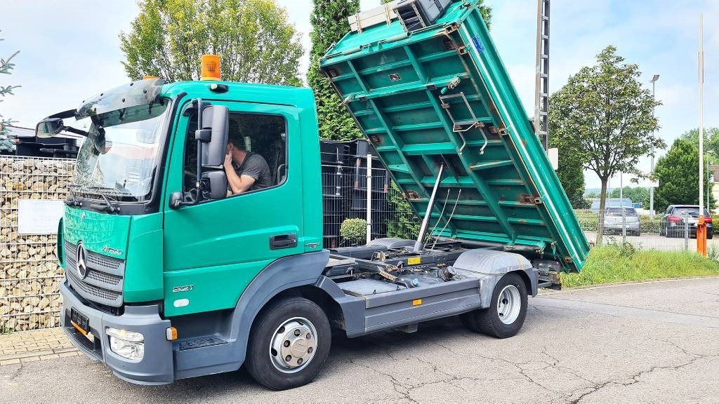 Mercedes-Benz Atego 821, 3-Seiten Meiller, Alubordwände, Kipper - Abrollkipper: das Bild 1 Mercedes-Benz Atego 821, 3-Seiten Meiller, Alubordwände, Kipper - Abrollkipper: das Bild 1