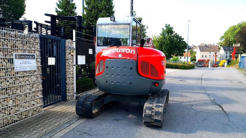 Neuson 50 Z 3 RD - Minibagger: das Bild 2 Neuson 50 Z 3 RD - Minibagger: das Bild 2