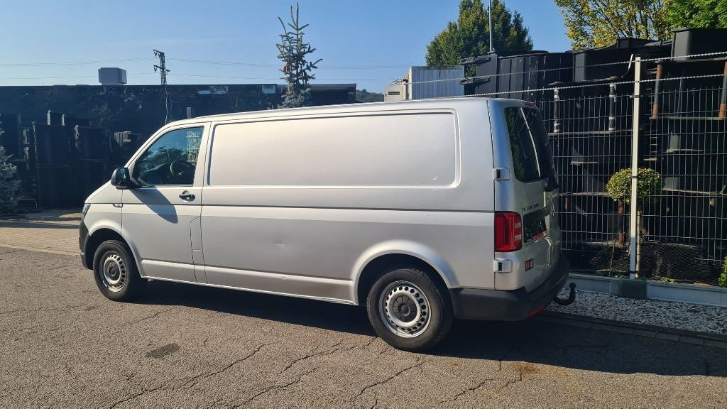 Volkswagen T5 2.0 TDI, Kasten, Werkstattschränke, Klima, AHK  – Leasing Volkswagen T5 2.0 TDI, Kasten, Werkstattschränke, Klima, AHK: das Bild 16