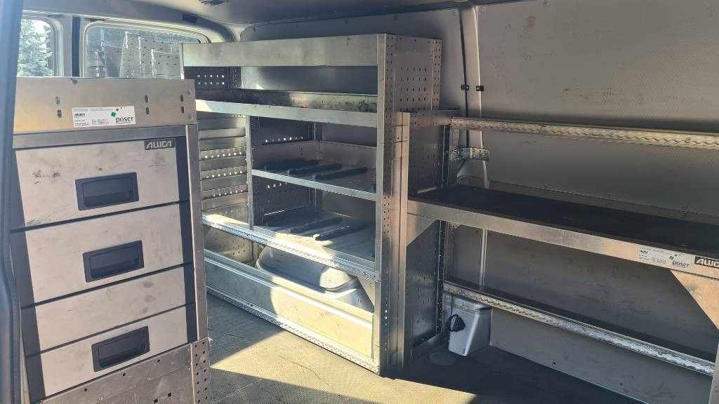Volkswagen T5 2.0 TDI, Kasten, Werkstattschränke, Klima, AHK  – Leasing Volkswagen T5 2.0 TDI, Kasten, Werkstattschränke, Klima, AHK: das Bild 7