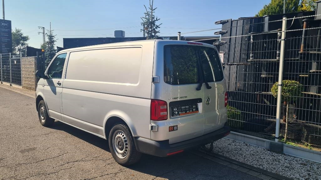 Volkswagen T5 2.0 TDI, Kasten, Werkstattschränke, Klima, AHK  – Leasing Volkswagen T5 2.0 TDI, Kasten, Werkstattschränke, Klima, AHK: das Bild 17