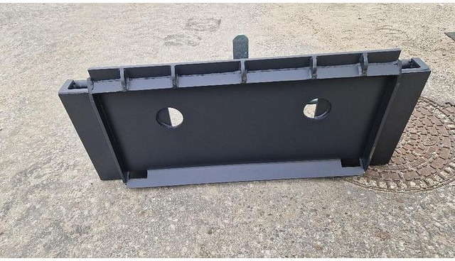 Big Bobcat 90 cm Adapter mit Euro Aufnahme - Anbauteil: das Bild 2 Big Bobcat 90 cm Adapter mit Euro Aufnahme - Anbauteil: das Bild 2