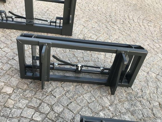 Weidemann Adapter pass. zu Euro Aufnahme - Anbauteil: das Bild 3 Weidemann Adapter pass. zu Euro Aufnahme - Anbauteil: das Bild 3