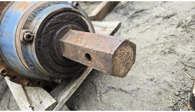 Erdbohrer passend zu 8 - 22 t Bagger - Baumaschine: das Bild 5 Erdbohrer passend zu 8 - 22 t Bagger - Baumaschine: das Bild 5