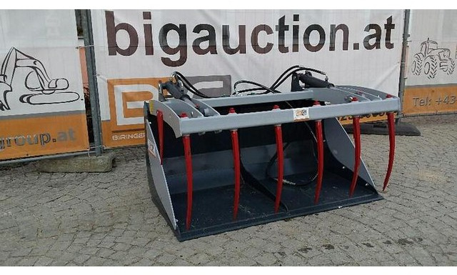 Big Krokodilgabel 210 cm mit Kramer 312 Aufnahme - Greifer: das Bild 1 Big Krokodilgabel 210 cm mit Kramer 312 Aufnahme - Greifer: das Bild 1