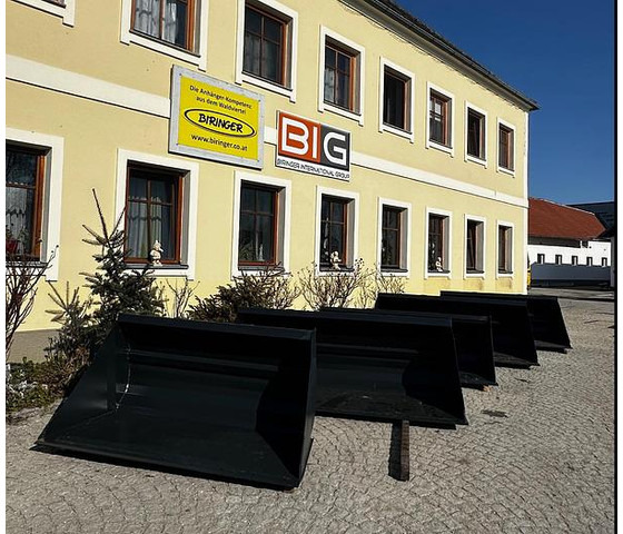 Big Volumenschaufel 250 cm mit JCB Q-fit Aufnahme - Schaufel: das Bild 1 Big Volumenschaufel 250 cm mit JCB Q-fit Aufnahme - Schaufel: das Bild 1