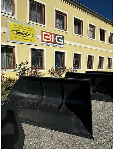 Big Volumenschaufel 250 cm mit Merlo ZM2 Aufnahme - Schaufel: das Bild 1 Big Volumenschaufel 250 cm mit Merlo ZM2 Aufnahme - Schaufel: das Bild 1