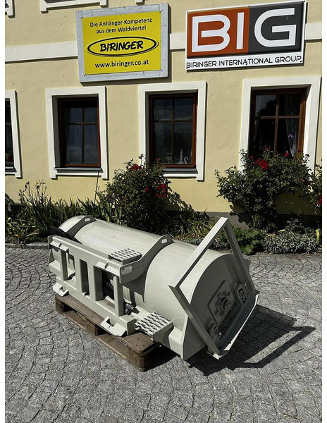 Cat LT18B TILLER - Technik für Bodenbearbeitung: das Bild 2 Cat LT18B TILLER - Technik für Bodenbearbeitung: das Bild 2