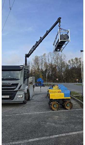 Iveco Stralis 6x2 Baustoffpritsche mit Hiab 228-E5 Kran - Autokran: das Bild 3 Iveco Stralis 6x2 Baustoffpritsche mit Hiab 228-E5 Kran - Autokran: das Bild 3