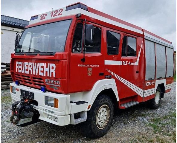Tag 4/24 Steyr 10S23 RLF-A1000 4x4 Rüstlöschfahrzeug - LKW: das Bild 1 Tag 4/24 Steyr 10S23 RLF-A1000 4x4 Rüstlöschfahrzeug - LKW: das Bild 1