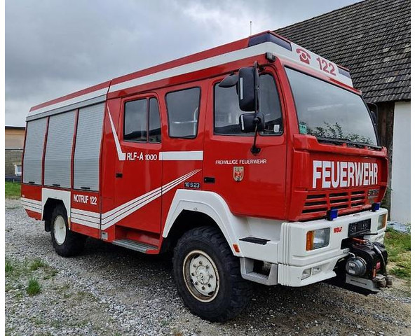 Tag 4/24 Steyr 10S23 RLF-A1000 4x4 Rüstlöschfahrzeug - LKW: das Bild 2 Tag 4/24 Steyr 10S23 RLF-A1000 4x4 Rüstlöschfahrzeug - LKW: das Bild 2