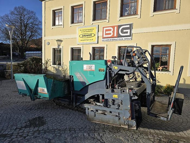 Vögele Super 800 Asphaltfertiger - Asphalttechnik: das Bild 5 Vögele Super 800 Asphaltfertiger - Asphalttechnik: das Bild 5
