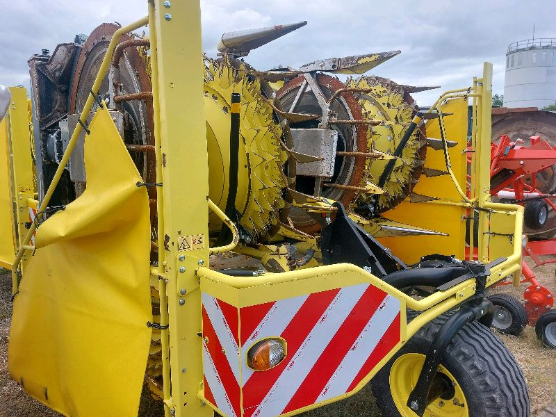 John Deere 9700i - Erntemaschine: das Bild 2 John Deere 9700i - Erntemaschine: das Bild 2