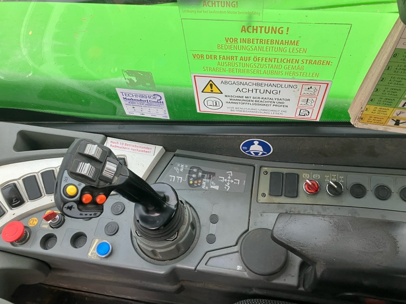 Merlo TF 42.7 - Lader: das Bild 5 Merlo TF 42.7 - Lader: das Bild 5