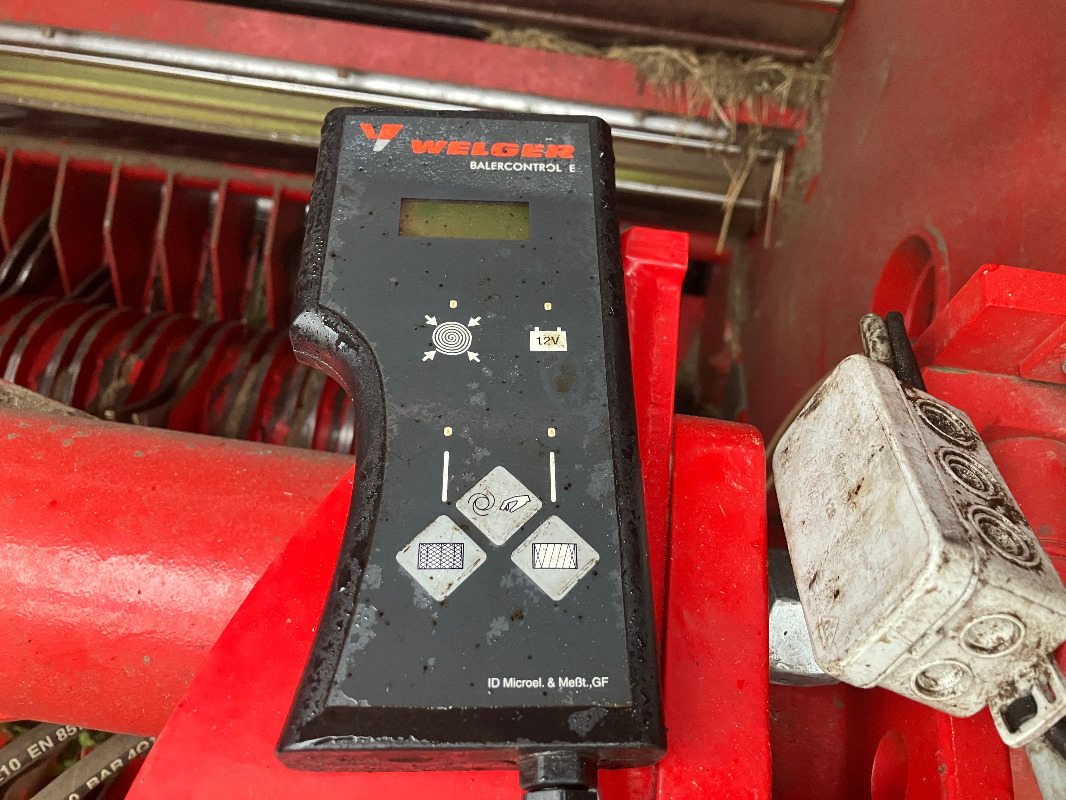 Welger RP 245 - Ballenwickelgerät: das Bild 2 Welger RP 245 - Ballenwickelgerät: das Bild 2