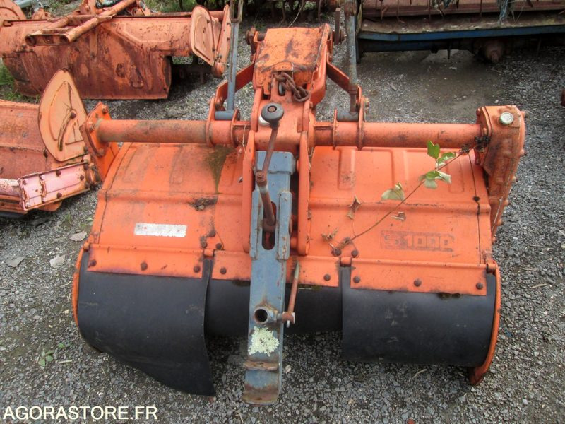 4 ROTOVATORS ou FRAISE ROTATIVES occasions - Baugeräte: das Bild 2 4 ROTOVATORS ou FRAISE ROTATIVES occasions - Baugeräte: das Bild 2