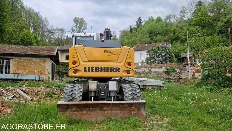A912 COMPACT - LIEBHERR - 2019 - 2820h - Bagger: das Bild 3 A912 COMPACT - LIEBHERR - 2019 - 2820h - Bagger: das Bild 3
