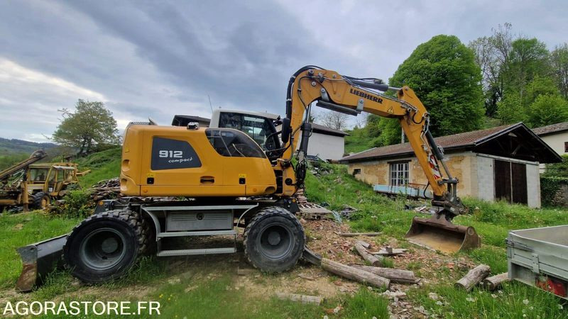 A912 COMPACT - LIEBHERR - 2019 - 2820h - Bagger: das Bild 2 A912 COMPACT - LIEBHERR - 2019 - 2820h - Bagger: das Bild 2