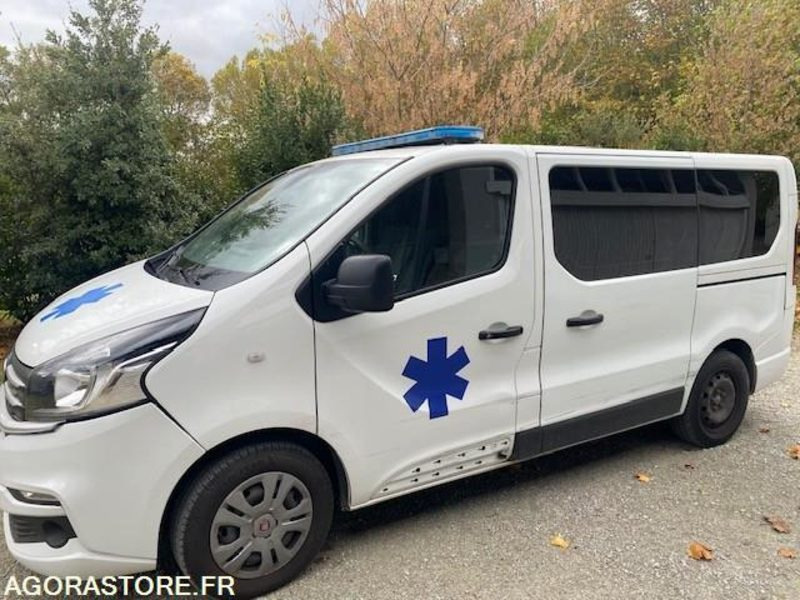 AMBULANCE FIAT TALENTO L1H1 120 CV - 2019 - 121 000km - Krankenwagen: das Bild 4 AMBULANCE FIAT TALENTO L1H1 120 CV - 2019 - 121 000km - Krankenwagen: das Bild 4